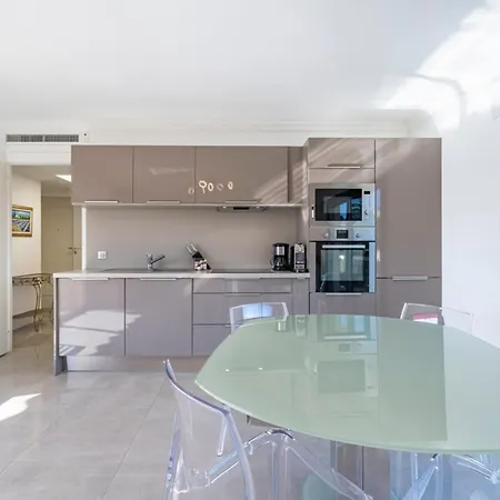Brand New 2 Bedrooms Heart Of 公寓 戛纳